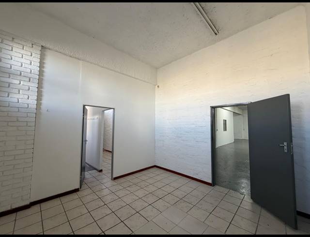 399M² WAREHOUSE TO LET IN BARBEQUE DOWNS